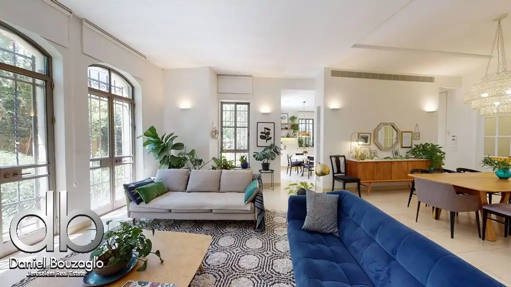 Chizkiyaho Hamelech 400sqm Garden Apartment for sale