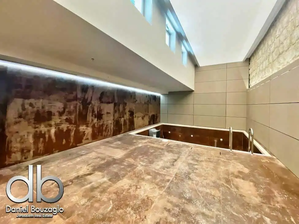 Villa.for.sale.Cremieux.street