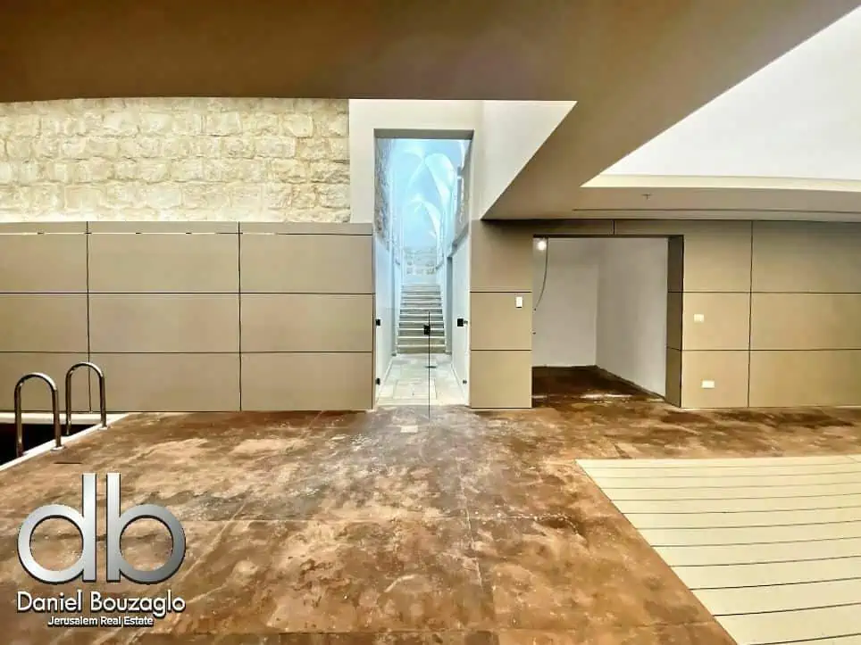 Villa.for.sale.Cremieux.street