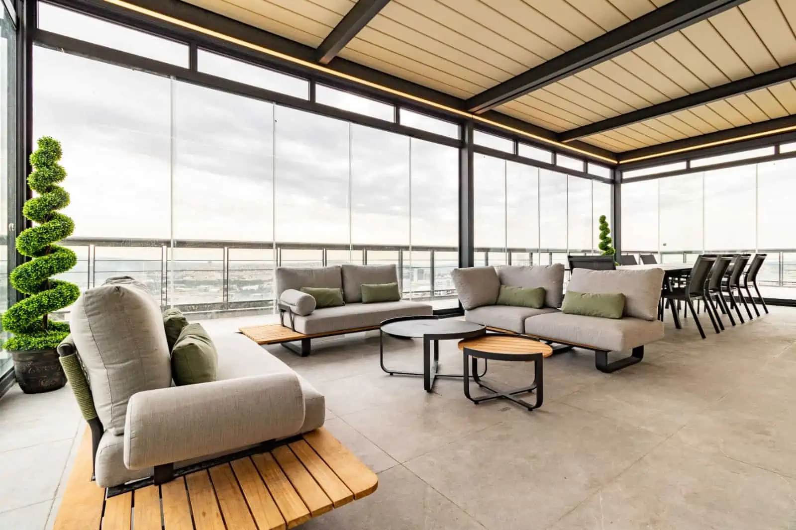 Jtower.Jaffa.street.Penthouse.with.Roof