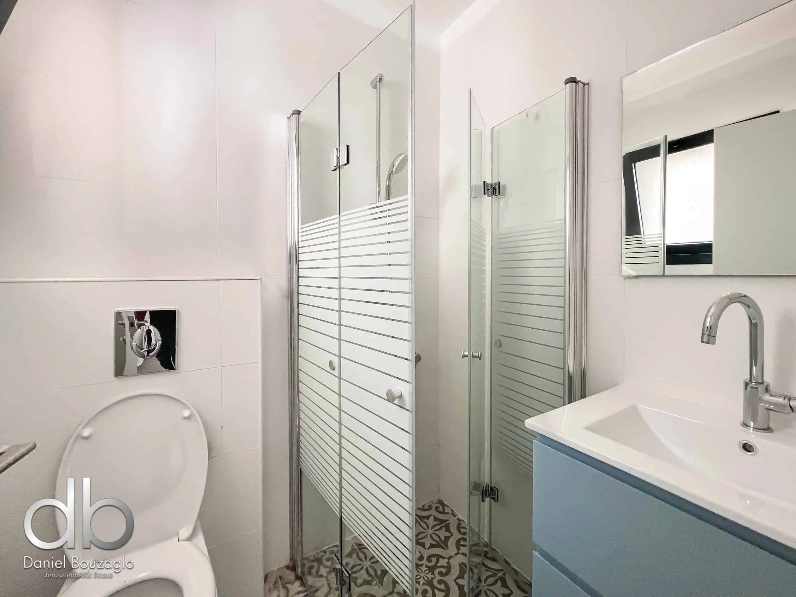 Menashe Street 4br For Sale