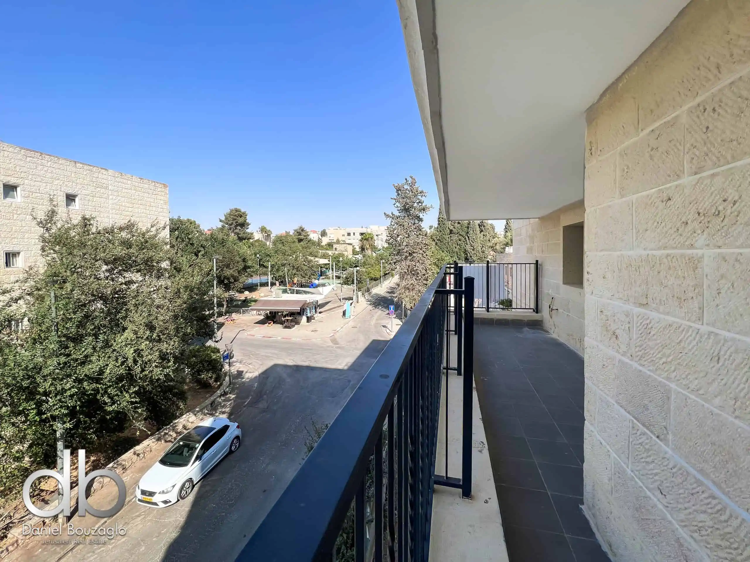 Menashe Street 4br For Sale