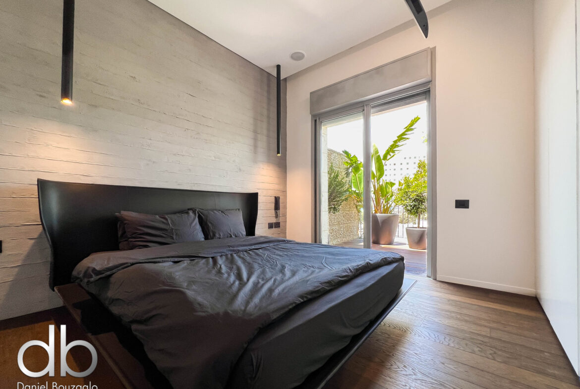 השגריר ארגוב 2 מיני פנטהאוס-29 השגריר ארגוב 2 מיני פנטהאוס