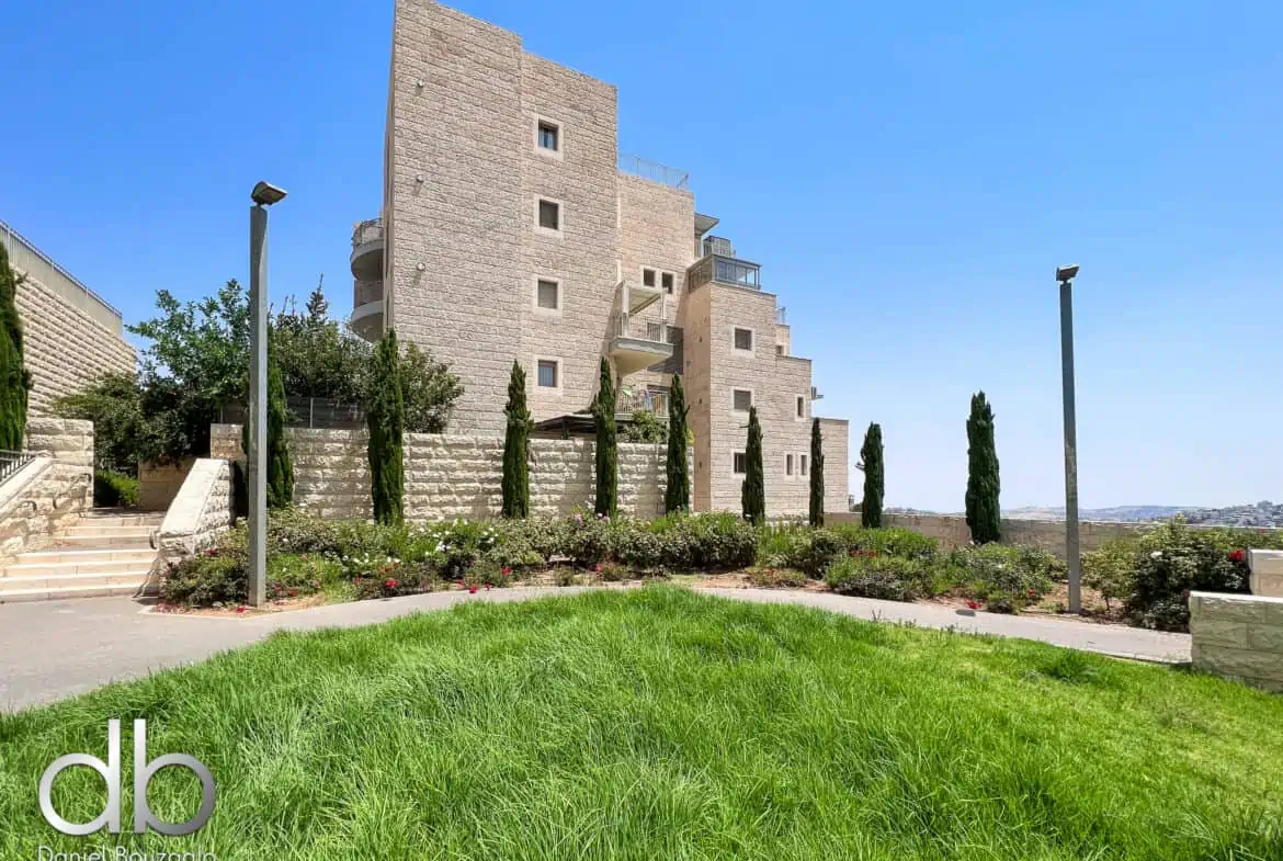 השגריר ארגוב 2 מיני פנטהאוס-3 השגריר ארגוב 2 מיני פנטהאוס