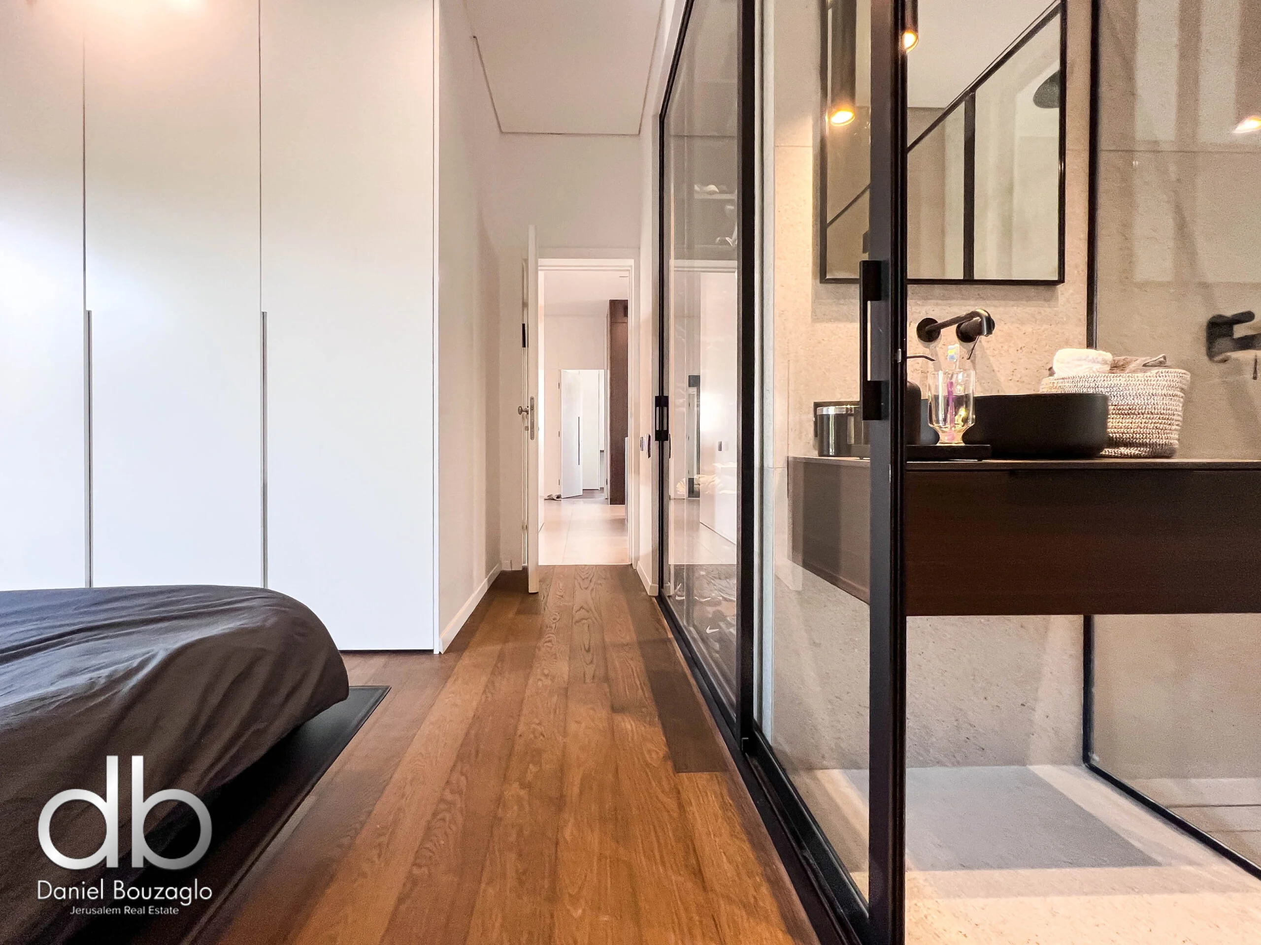 השגריר ארגוב 2 מיני פנטהאוס-31 השגריר ארגוב 2 מיני פנטהאוס