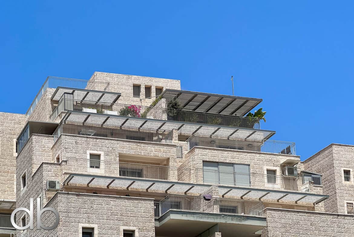 השגריר ארגוב 2 מיני פנטהאוס