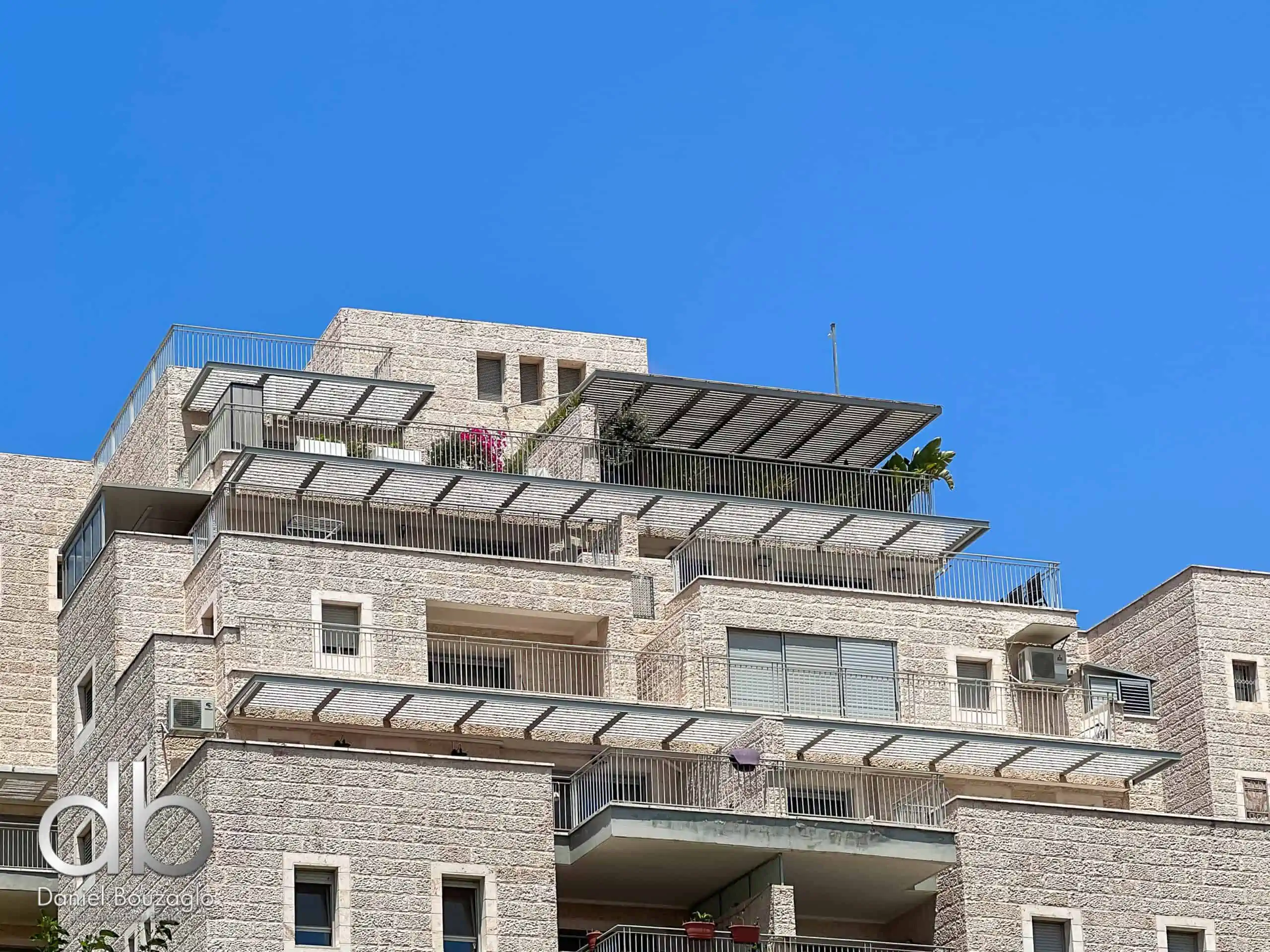 השגריר ארגוב 2 מיני פנטהאוס-8 השגריר ארגוב 2 מיני פנטהאוס