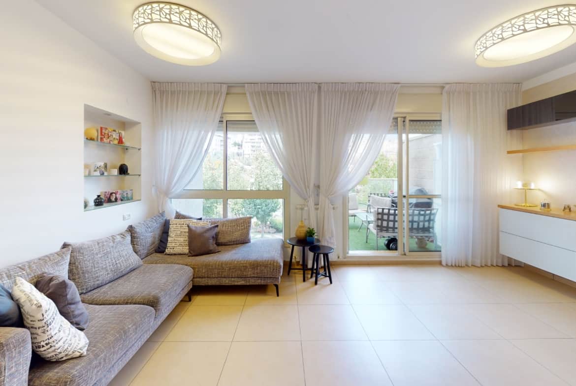 13-Dr-Moshe-Arye-Kurtz-Street-Living-Room(1) 13-Dr-Moshe-Arye-Kurtz-Street
