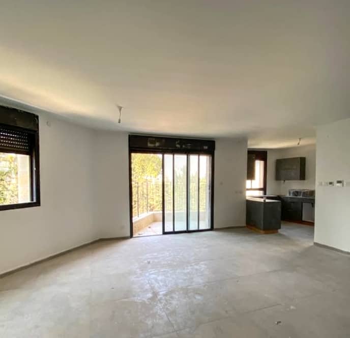 4br.Halfta.street.140sqm.re-sale