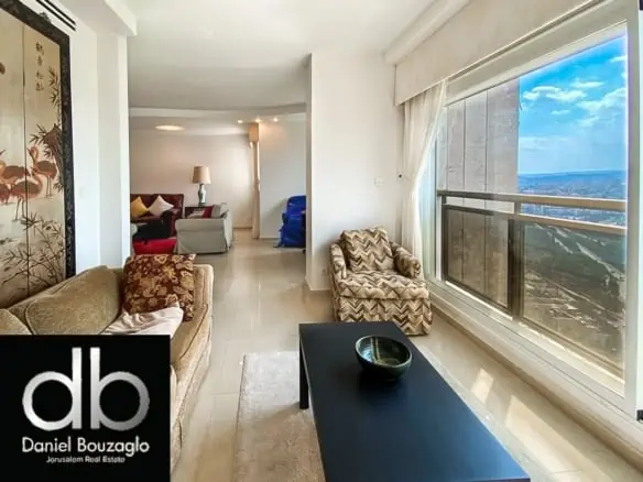 Diskin street Rechavia oversized 3br for sale