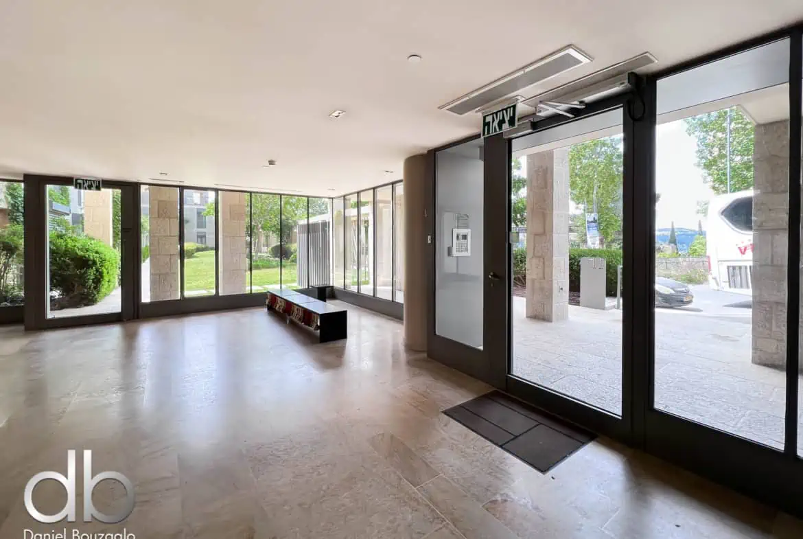 Shai.Agon.blvd.Amazing.Penthouse