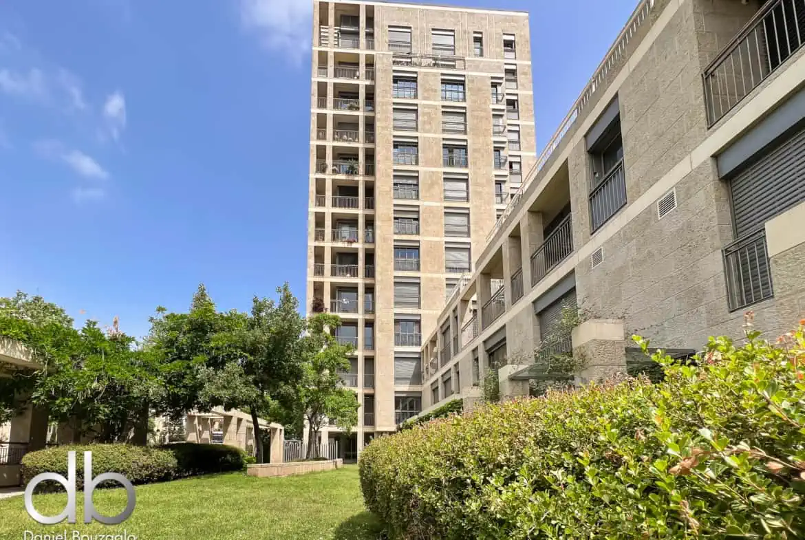 Shai.Agon.blvd.Amazing.Penthouse