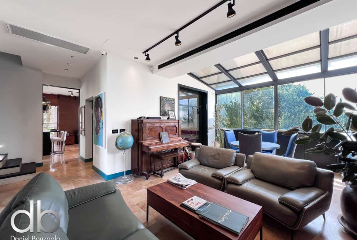 Shimshon.street.designer.house.for (11) Shimshon.street.designer.house.for.sale