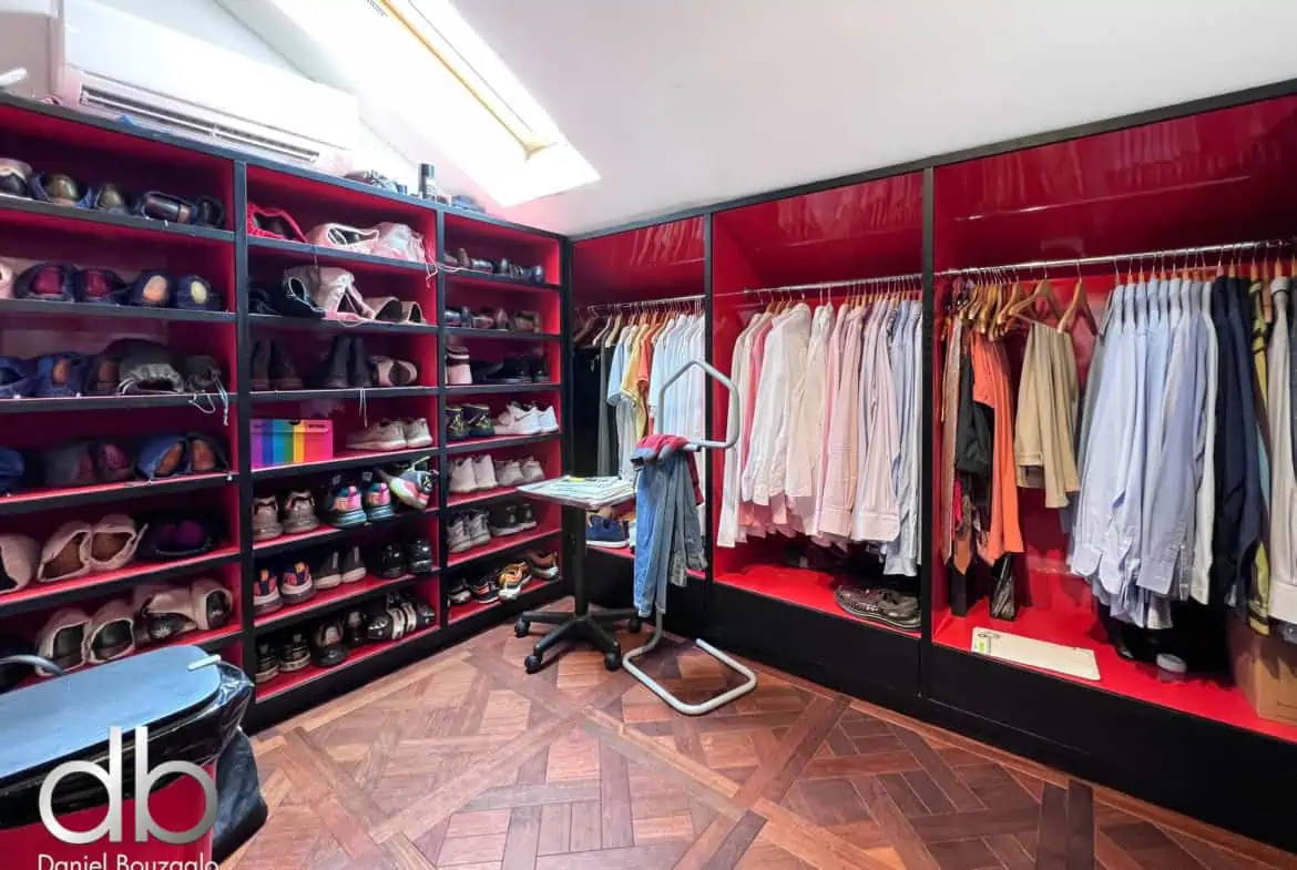 Shimshon.street.designer.house.for.sale