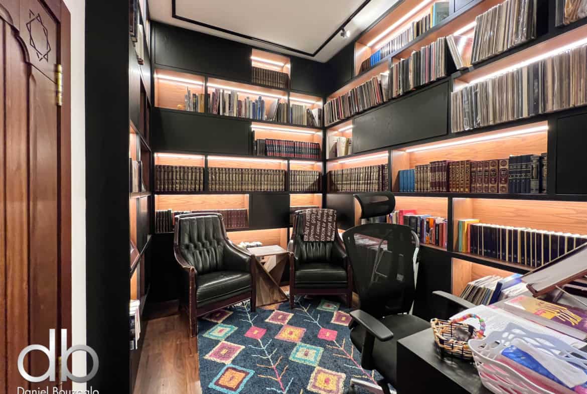 Shimshon.street.designer.house.for (57) Shimshon.street.designer.house.for.sale