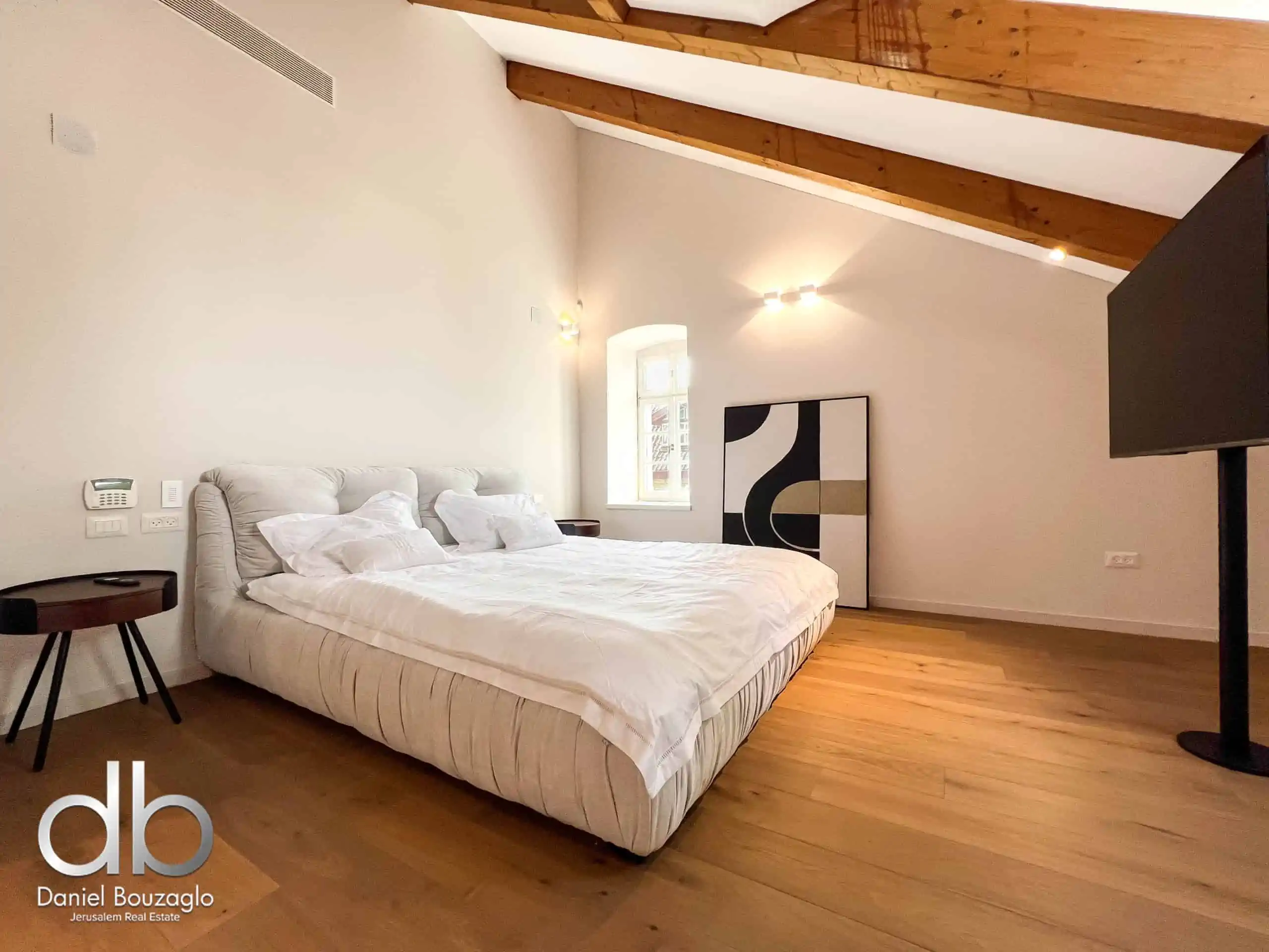 Villa.Hamoshava.Smuts.street