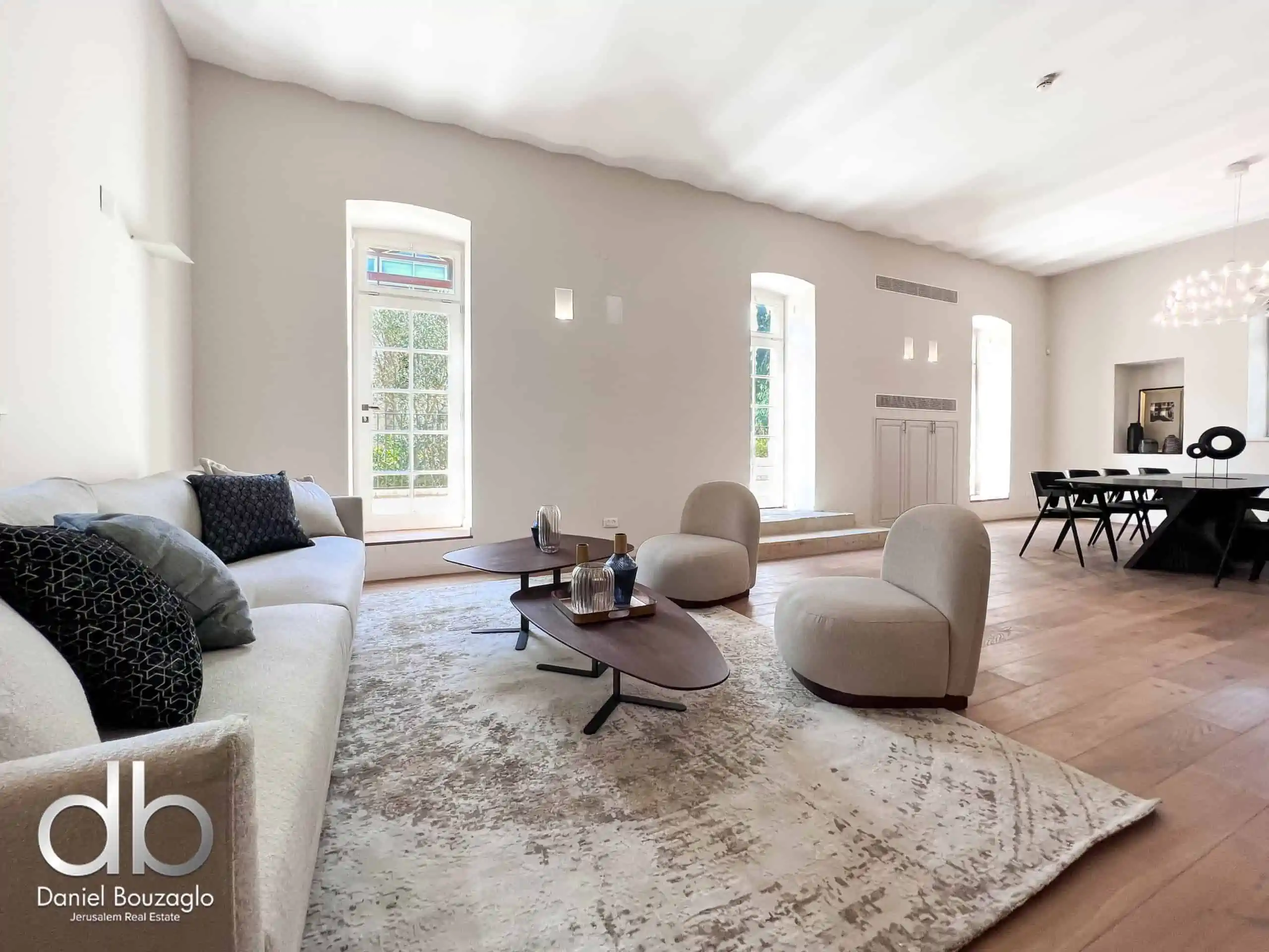 Villa.Hamoshava.Smuts.street