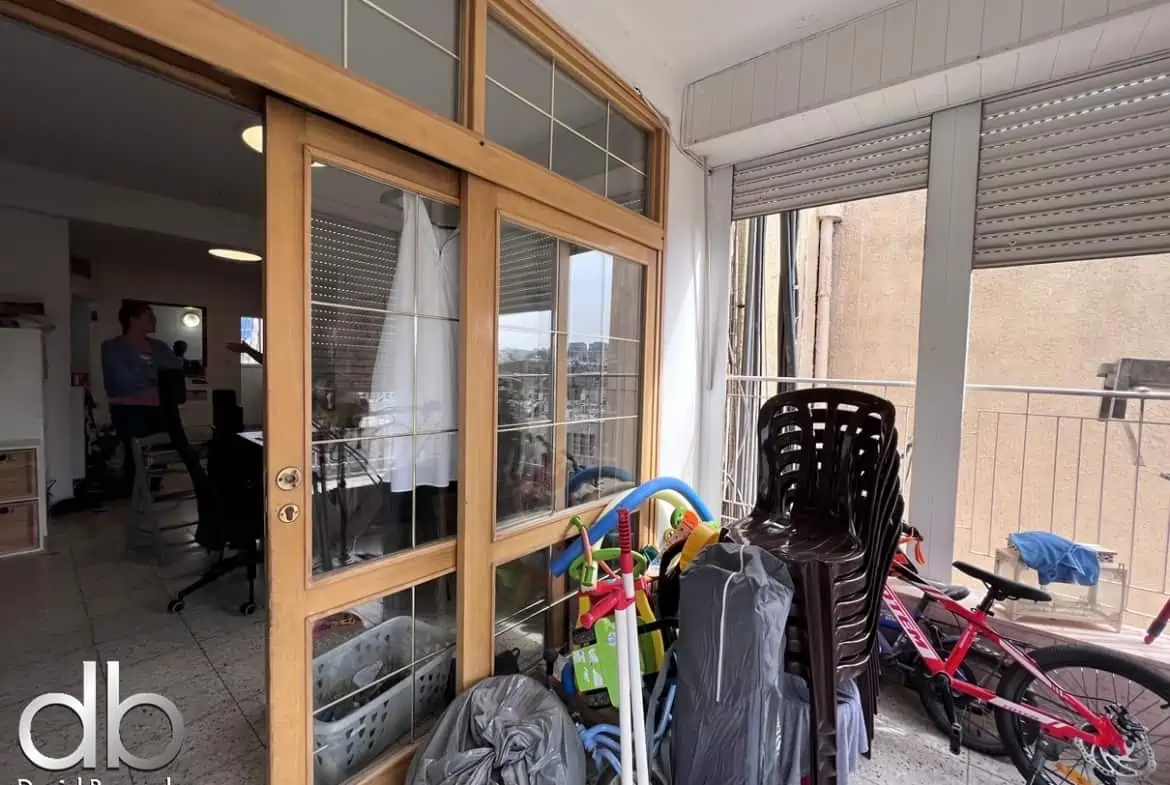 רחוב רבי מאיר קטמון ישנה ירושלים 4 חד למכירה