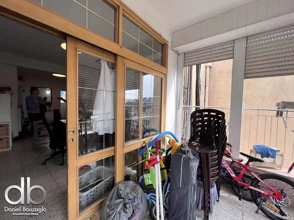 רחוב רבי מאיר קטמון ישנה ירושלים 4 חד למכירה