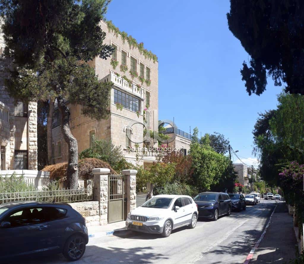 Chovevey.Tzion.Street