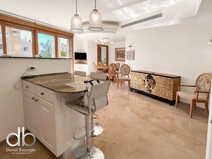 David.Crown.furnished.2br