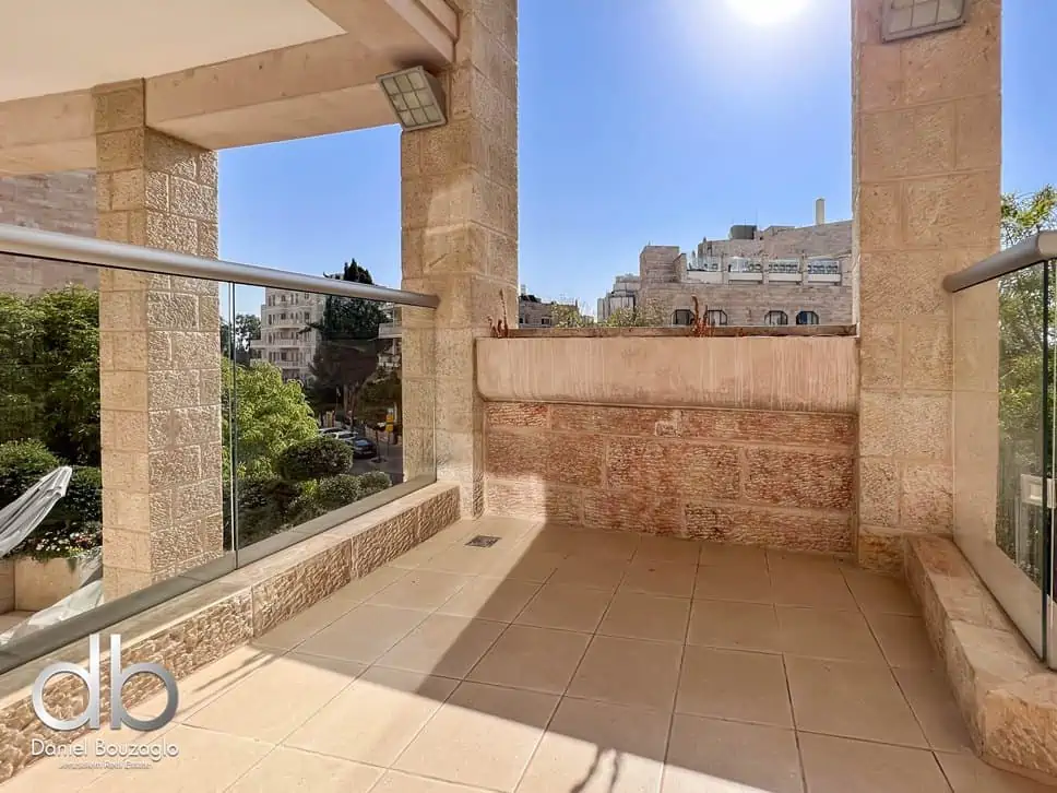 David.Crown.furnished.2br