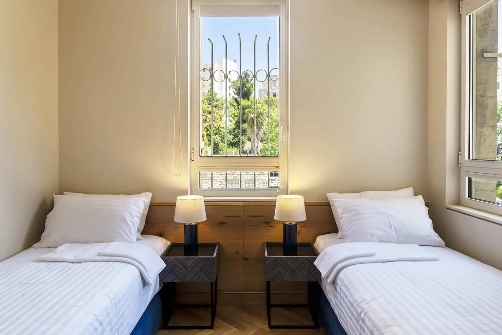 Jabotinsky13.Airbnb.vacation.rental