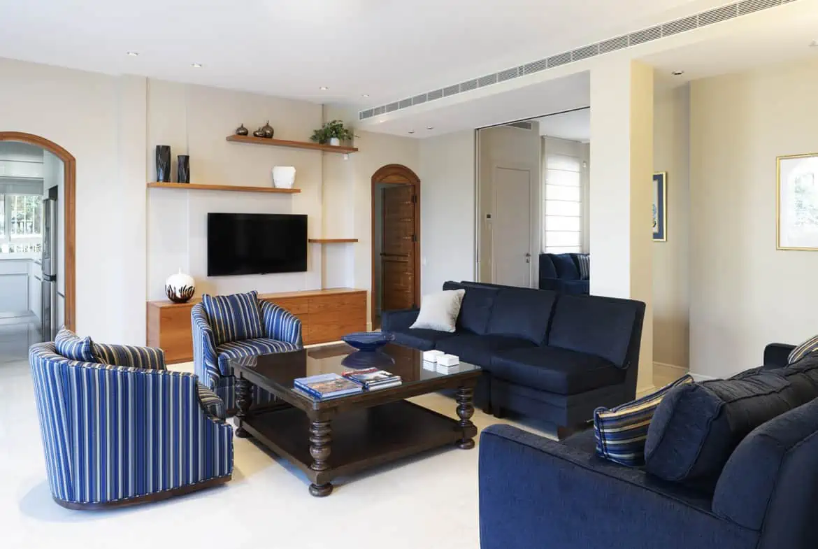 Jabotinsky13.Airbnb.vacation.rental