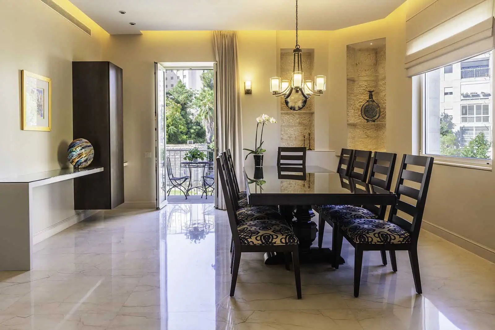 Jabotinsky13.Airbnb.vacation.rental