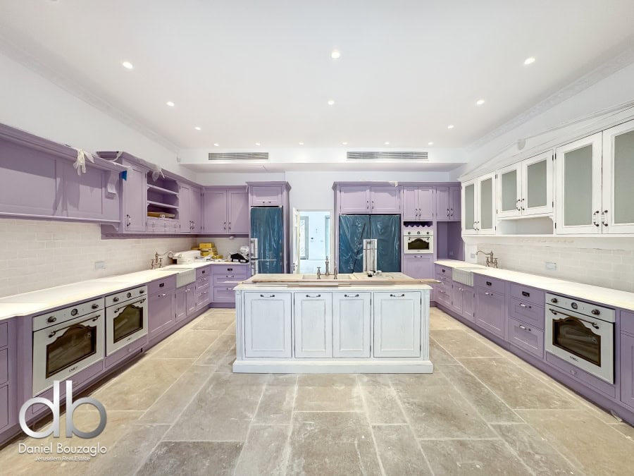 Shaarey CHesed new house for sale Jerusalem