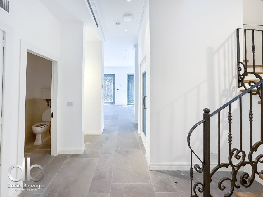 Shaarey CHesed new house for sale Jerusalem
