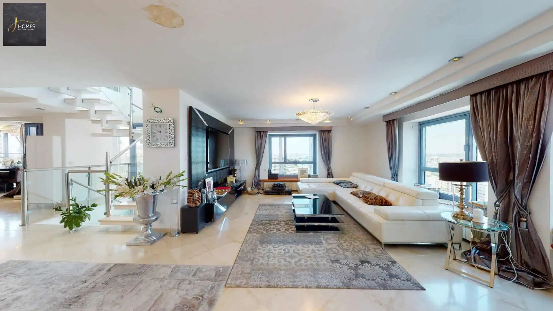 Mevo.Hamatmid.street.Petnhouse