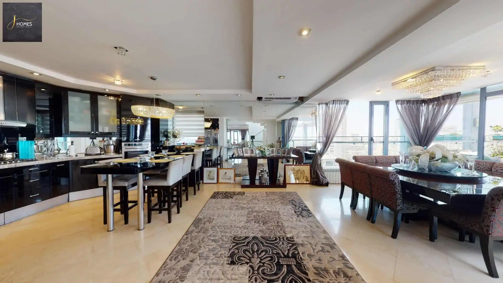 Mevo.Hamatmid.street.Petnhouse