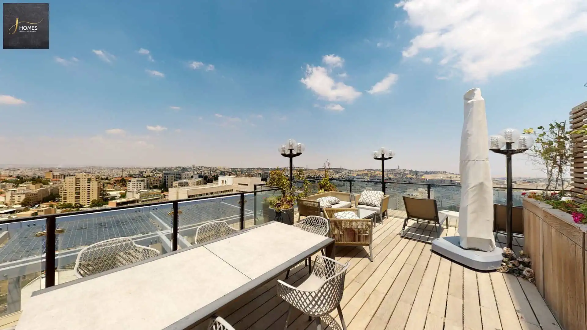 Mevo.Hamatmid.street.Petnhouse