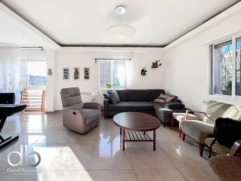 Olifant.st..2br.for.sale