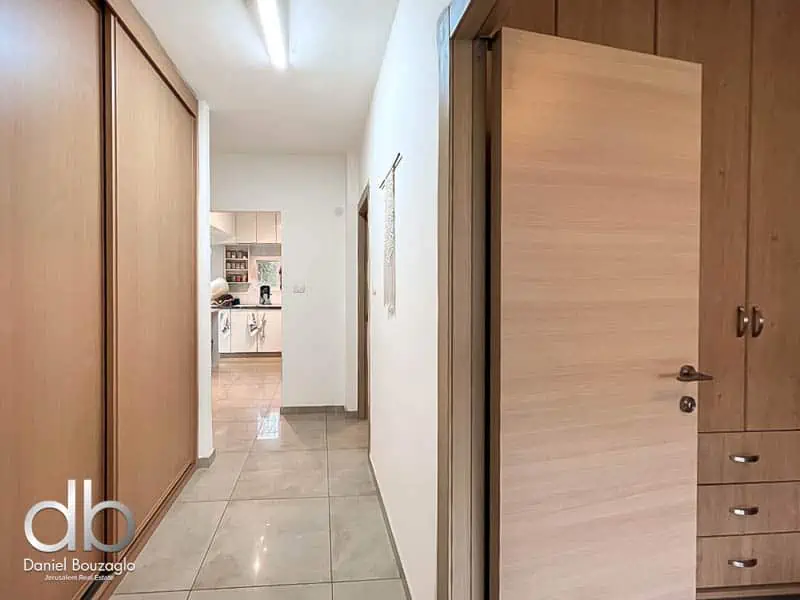 Olifant.st..2br.for.sale