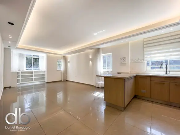 3bedrooms for sale Haari street Rechavia