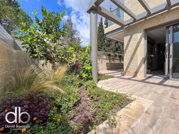 דירת גן בנווה המוזיאון ירושלים למכירה