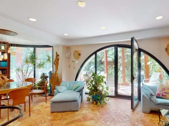 ROE.TZON.DAVID.VILLAGE.TOWN