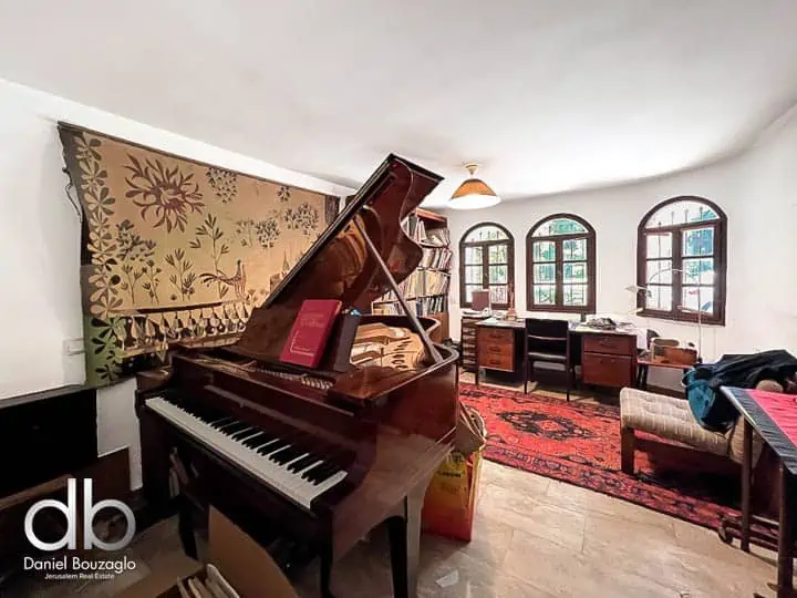 Smuts.townhouse.for.sale.German