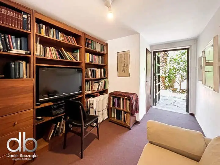 Smuts.townhouse.for.sale.German