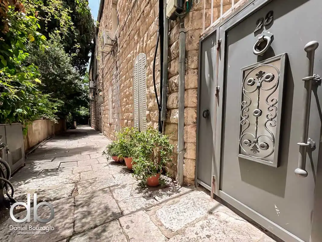 Heleny.Hamalkah.4br.Arab.house