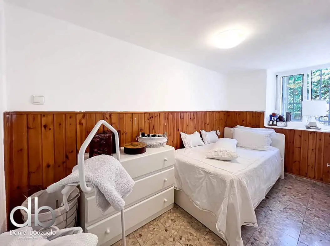 Heleny.Hamalkah.4br.Arab.house