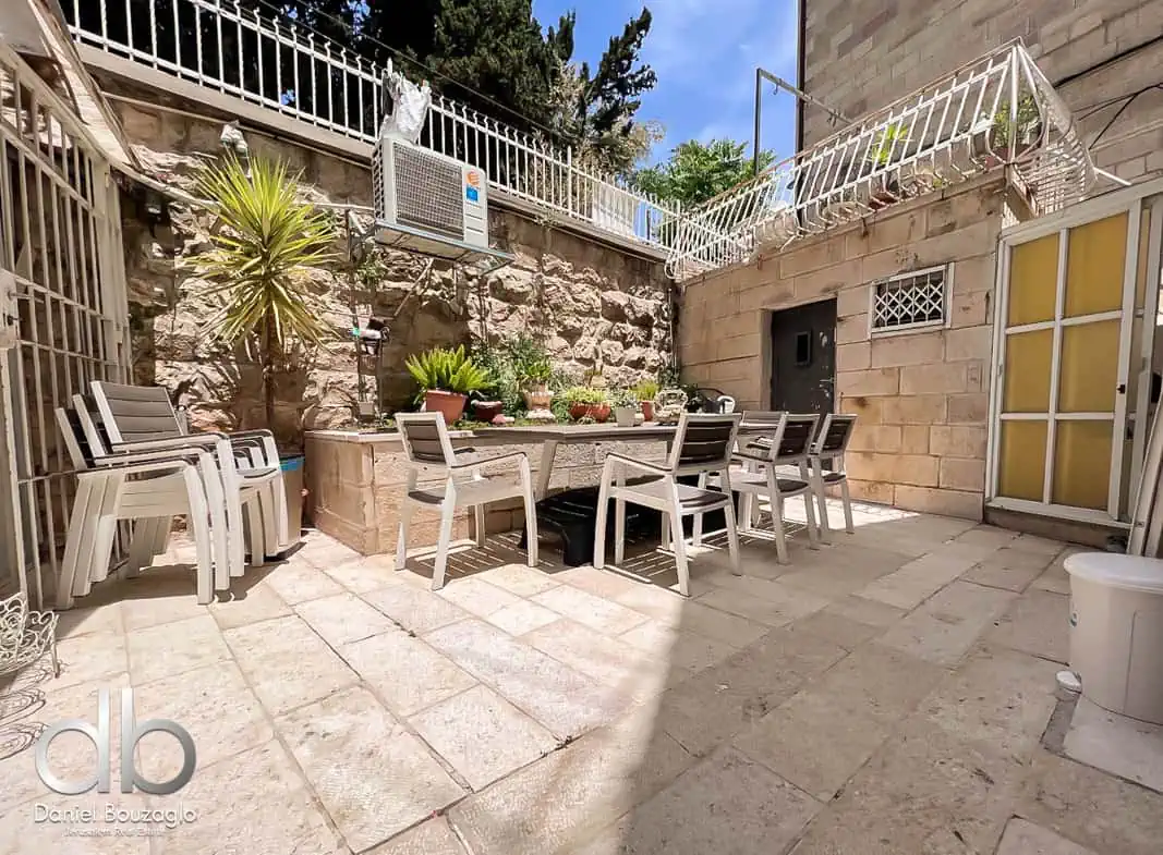 Heleny.Hamalkah.4br.Arab.house