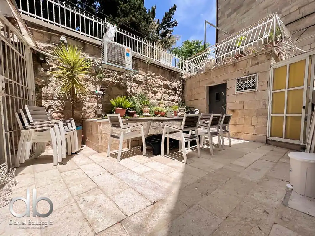 Heleny.Hamalkah.4br.Arab.house