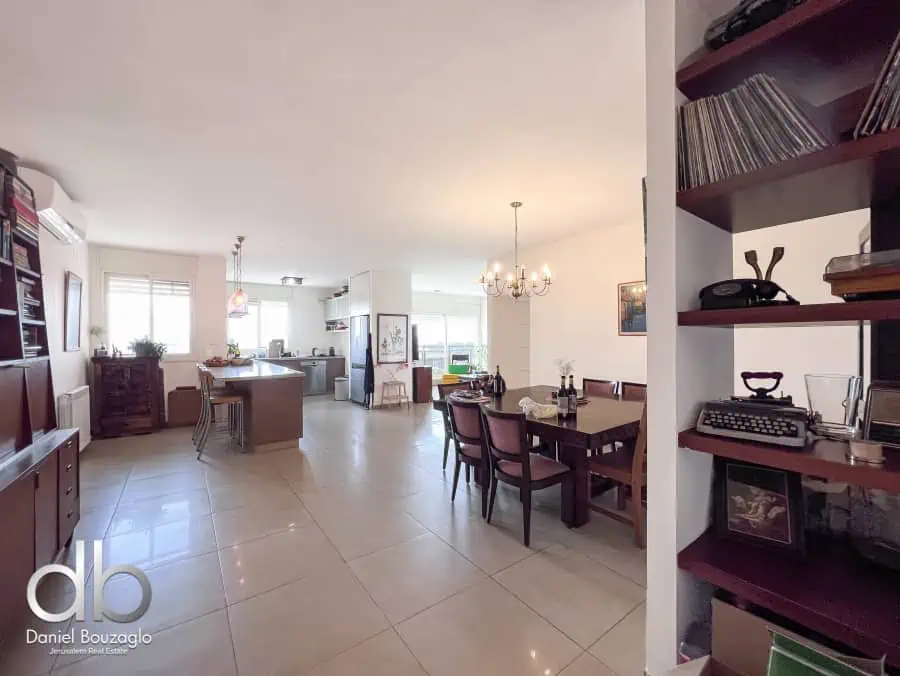 Wolfson.Towers.4br.for Sale