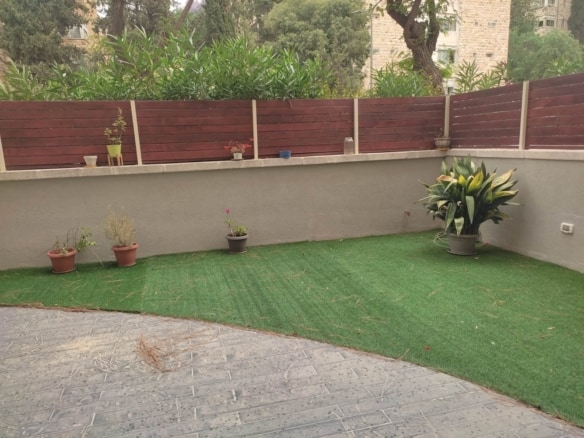 רחוב בורלא ניות דירת גן להשכרה ירושלים