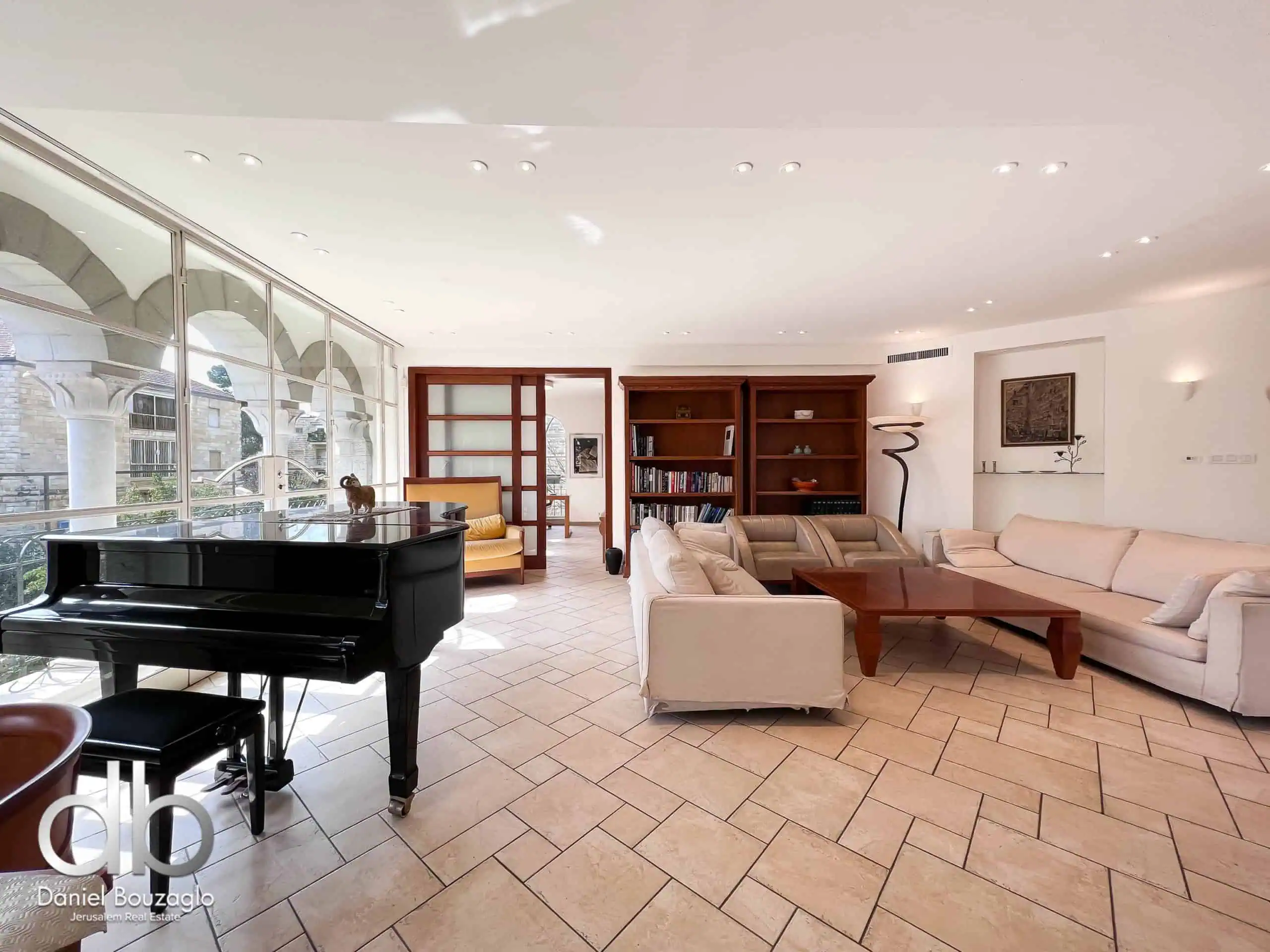Chovevy Tzion street rental in Jerusalem