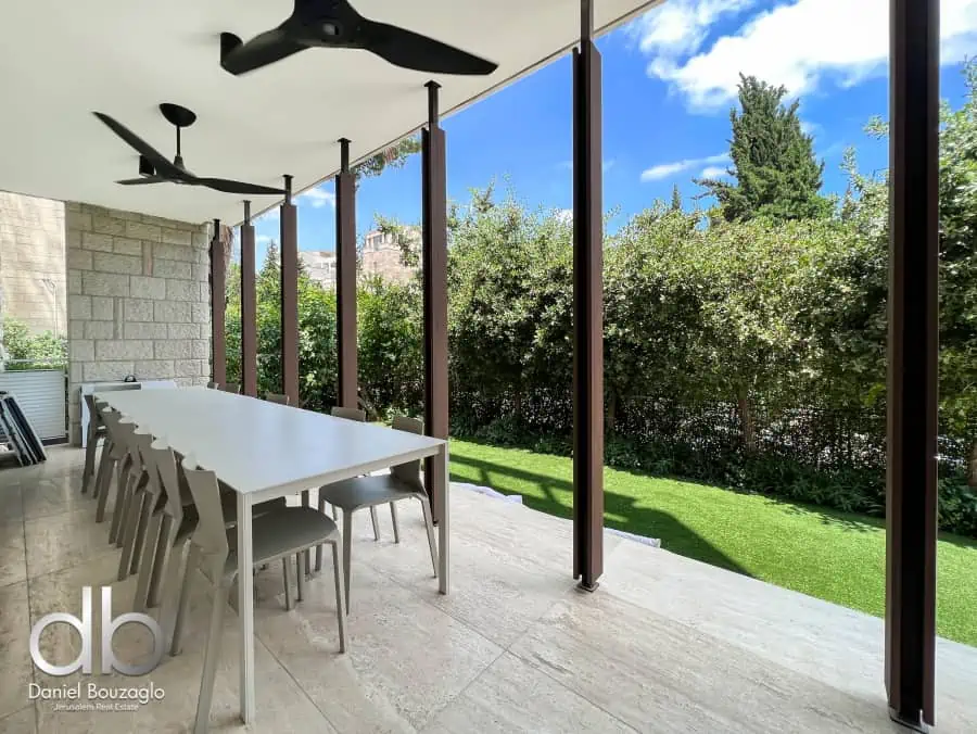 Succot rental in Rechavia 4br garden ap