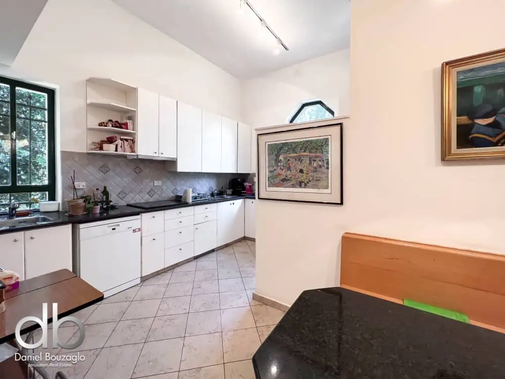 UziaStreet.GreeK.Colony.4br (4) UziaStreet.GreeK.Colony.4br